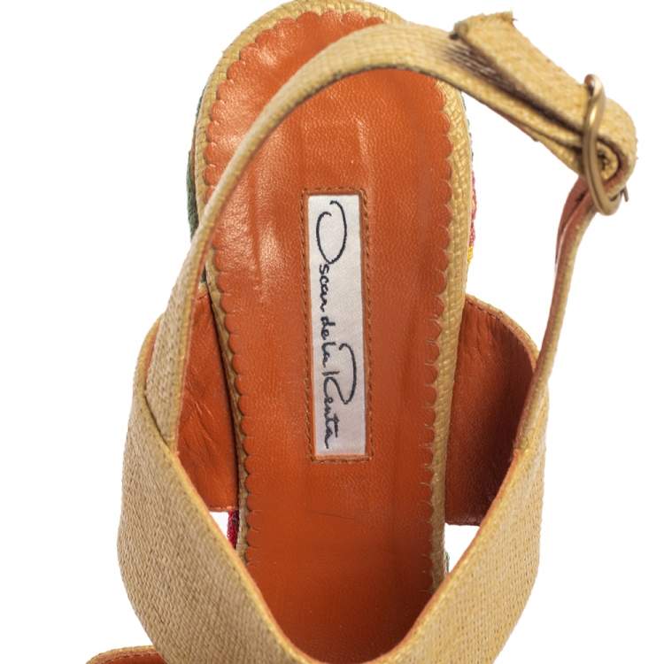 Pre Owned Oscar de la Renta Beige Fabric Wedge Sandals Size 38