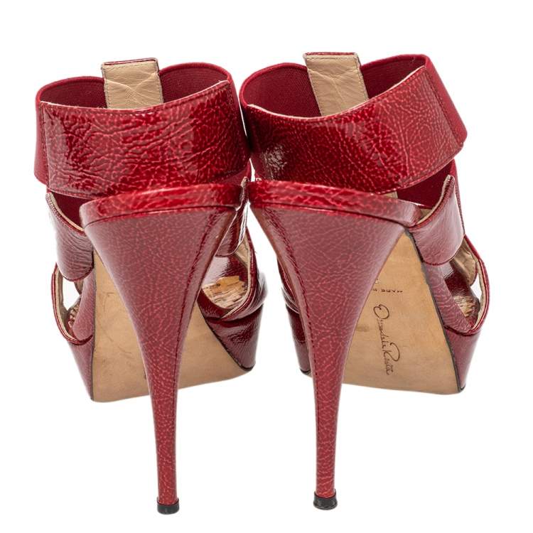 Pre Owned Oscar de la Renta  Red Patent Leather And Elastic Cage Platform Sandals Size 38