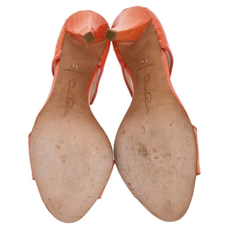 Pre Owned Oscar de la Renta Orange Patent Leather Ankle Strap Sandals Size 38