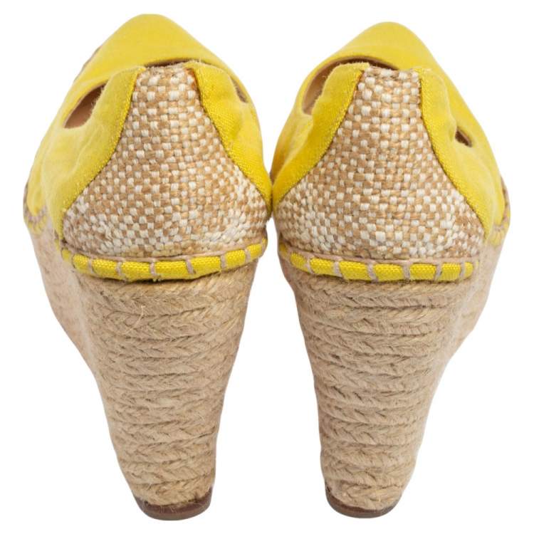 Pre Owned Oscar de la Renta Yellow Canvas Espadrille Wedge Pumps Size 39
