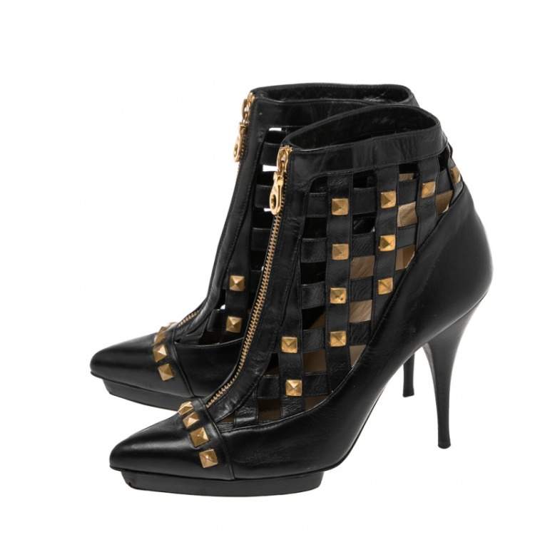 Pre Owned Oscar de la Renta Black Laser Cut Leather Studded Booties Size 37