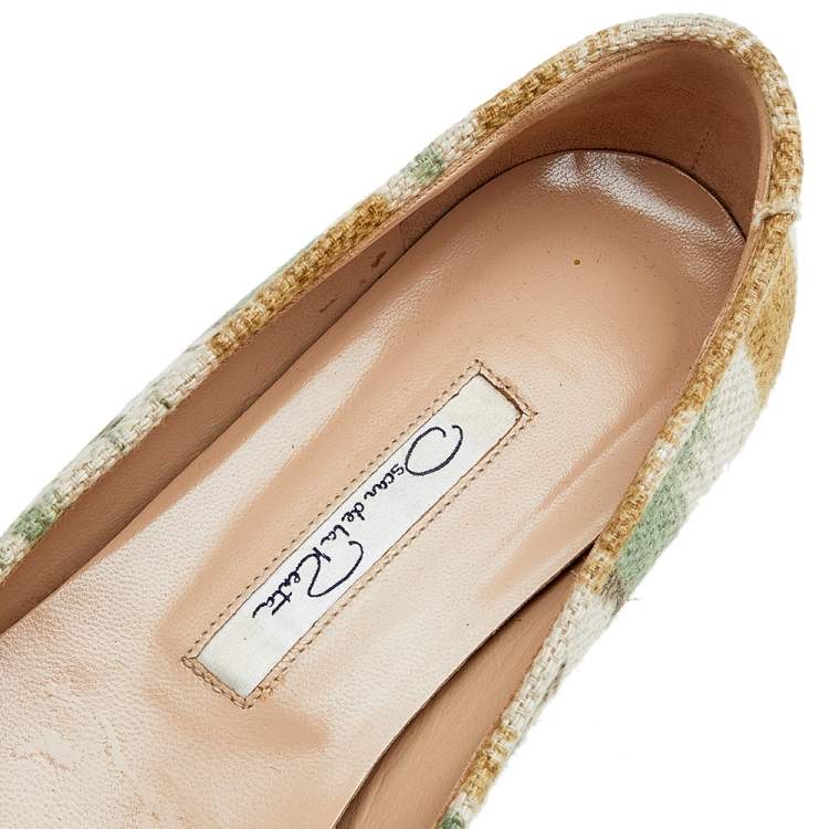 Pre Owned Oscar de la Renta Multicolor Canvas Beaded Tassel Ballet Flats Size 38.5
