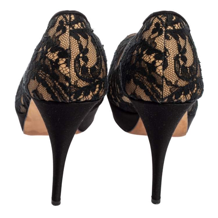 Pre Owned Oscar de la Renta Black Lace And Satin Platform Pumps Size 40