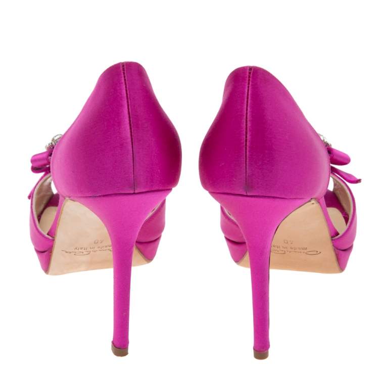 Pre Owned Oscar de la Renta Pink Satin Embellished D' Orsay Pumps  Size 40