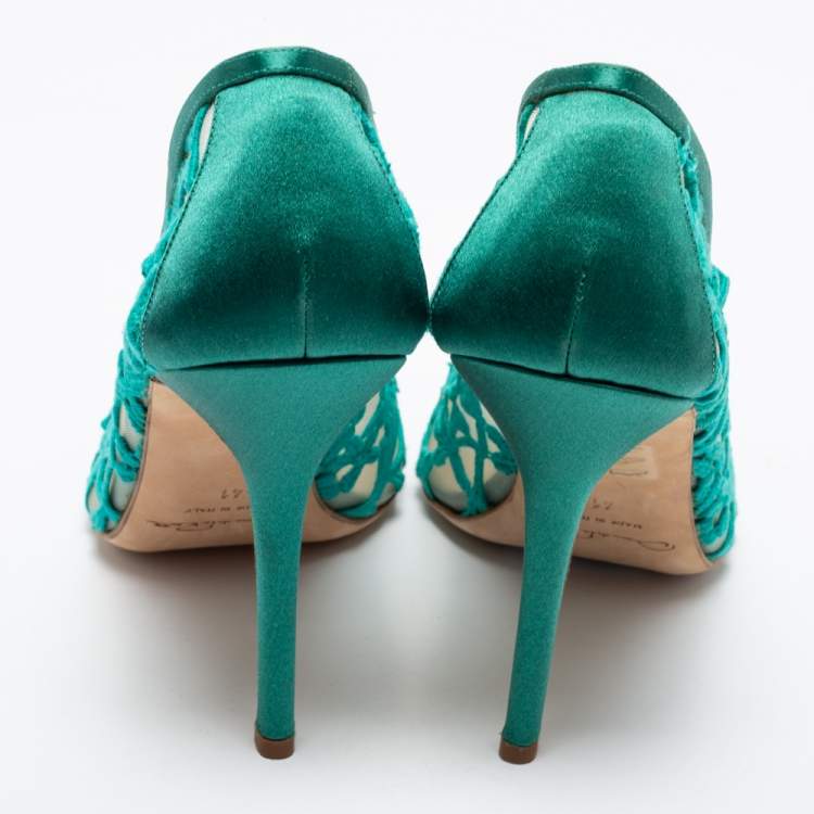 مملوكة مسبقًا Oscar de la Renta Green Lace And Mesh Pumps  Size 41