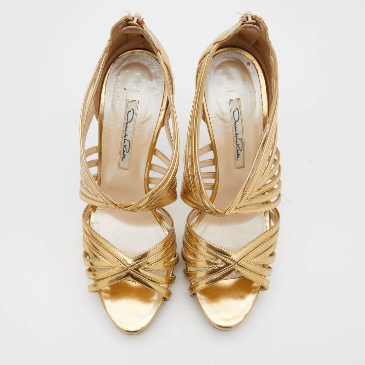 Pre Owned Oscar de la Renta Metallic Gold Leather Ankle Strap Platform Sandals Size 40