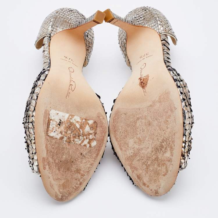 Pre Owned Oscar de la Renta Silver Python Crystal Embellished Dorsay Pumps Size 37.5
