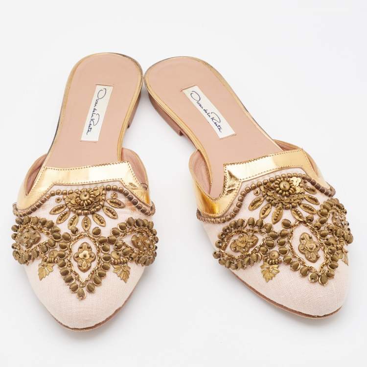 Pre Owned Oscar de la Renta Pink/Metallic Gold Fabric and Leather Embellished Flat Mules Size 37