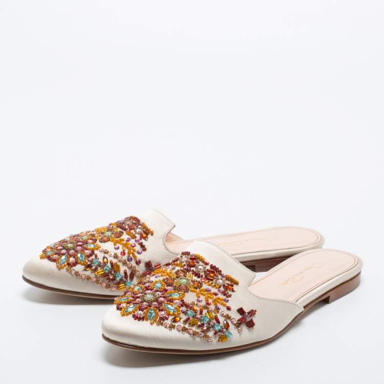 Pre Owned Oscar de la Renta White Satin Embellished Mules Size 39