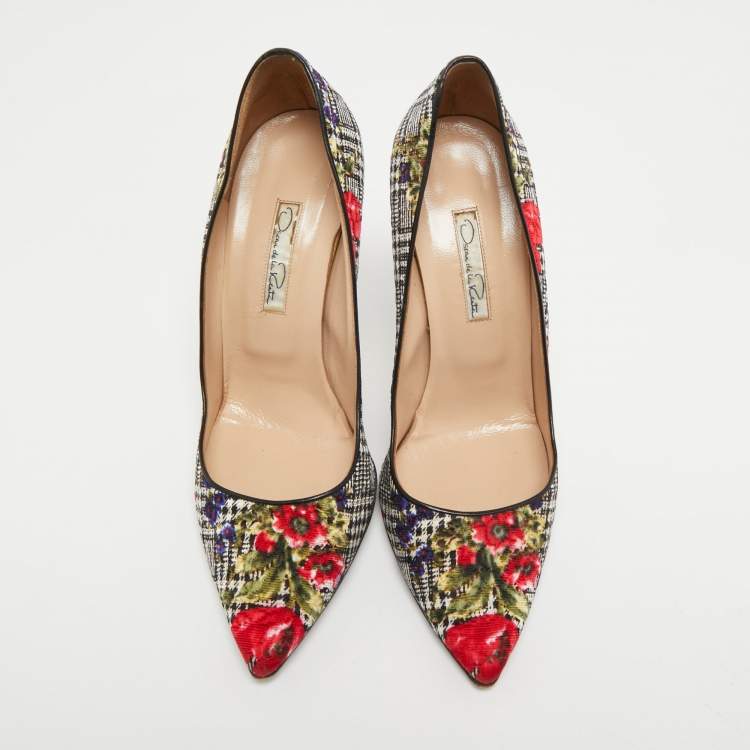 Pre Owned Oscar de la Renta Multicolor Floral Print Fabric Pumps Size 38.5