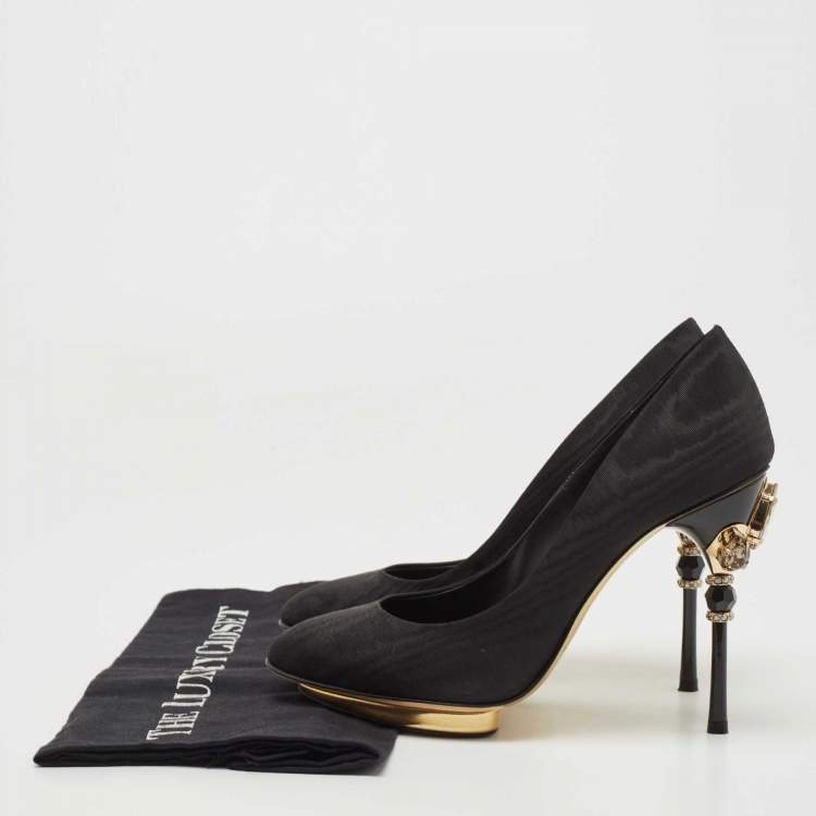 Pre Owned Oscar de la Renta Black Moire Fabric Round Toe Platform Pumps Size 37.5