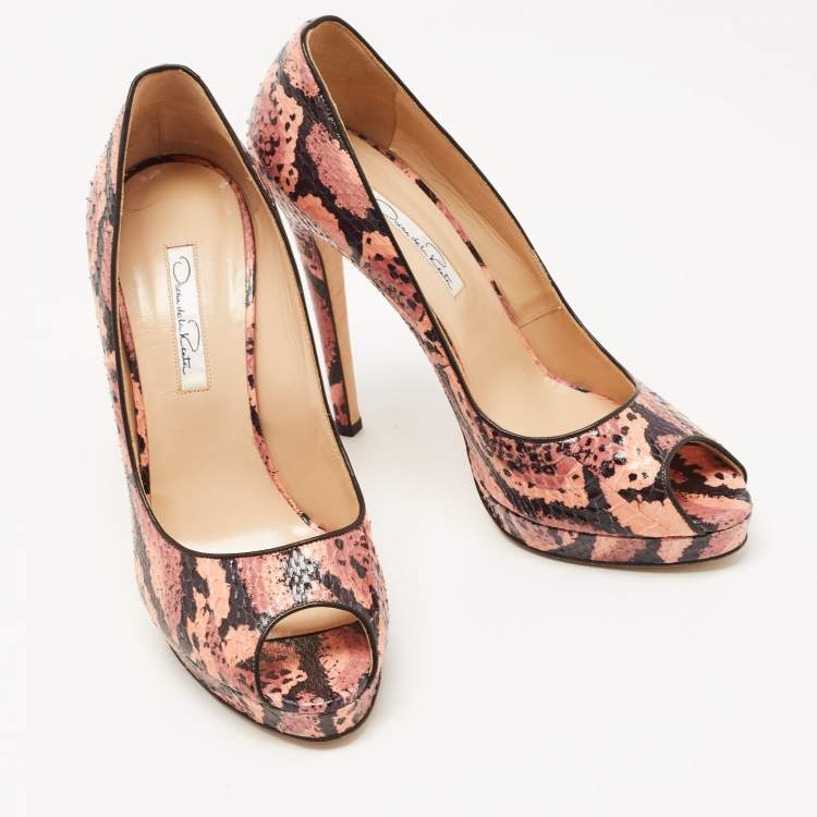 Pre Owned Oscar de la Renta Pink/Black Snakeskin Leather Peep Toe Pumps Size 39