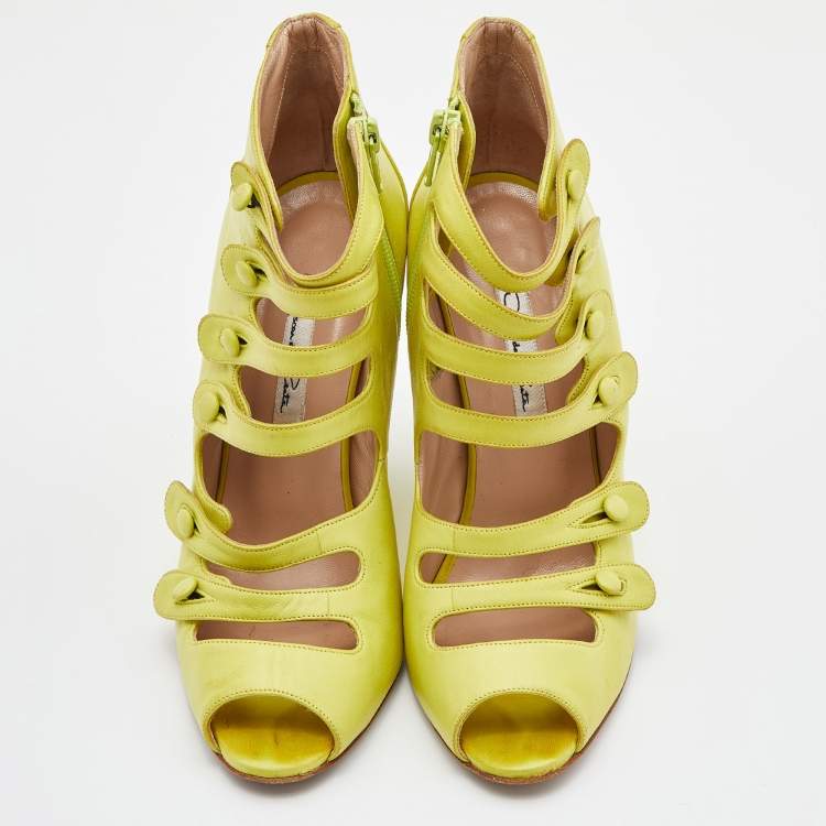 Pre Owned Oscar de la Renta Yellow Leather Caged Ankle Length Wedge Sandals Size 37.5