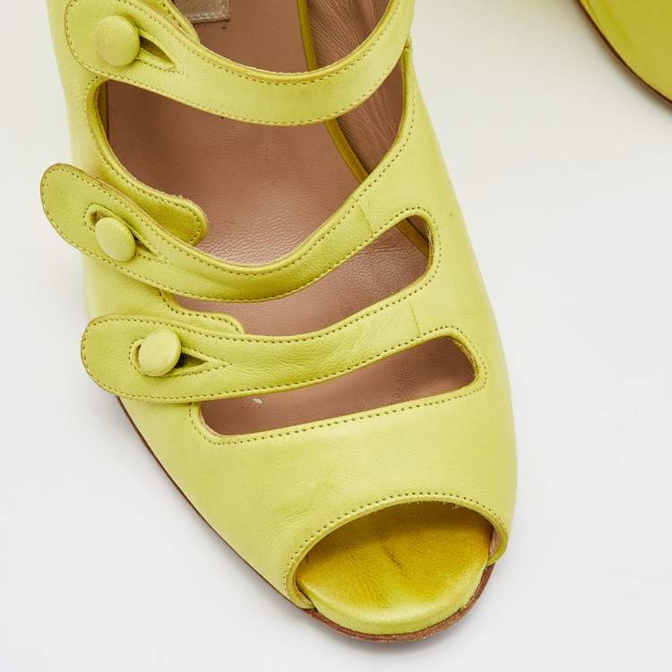 Pre Owned Oscar de la Renta Yellow Leather Caged Ankle Length Wedge Sandals Size 37.5