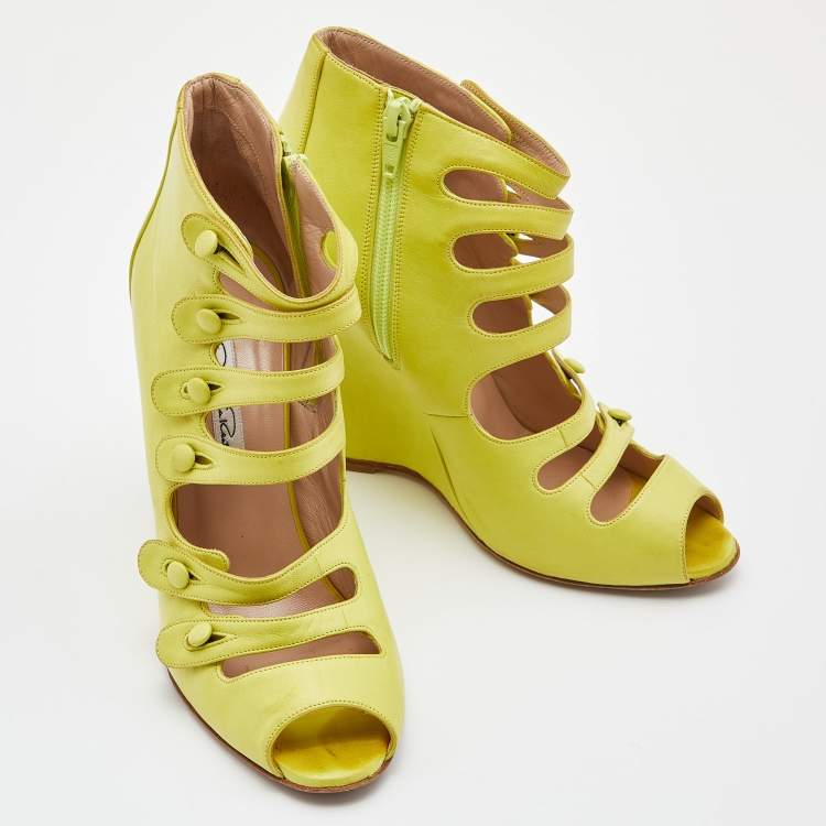 Pre Owned Oscar de la Renta Yellow Leather Caged Ankle Length Wedge Sandals Size 37.5