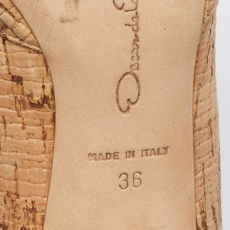 Pre Owned Oscar de la Renta Light Brown Cork Embellished Peep Toe Pumps Size 36