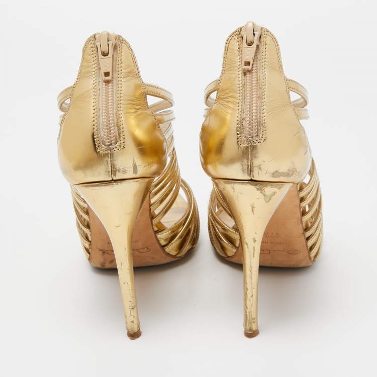 Pre Owned Oscar de la Renta Gold Leather Strappy Sandals Size 37.5