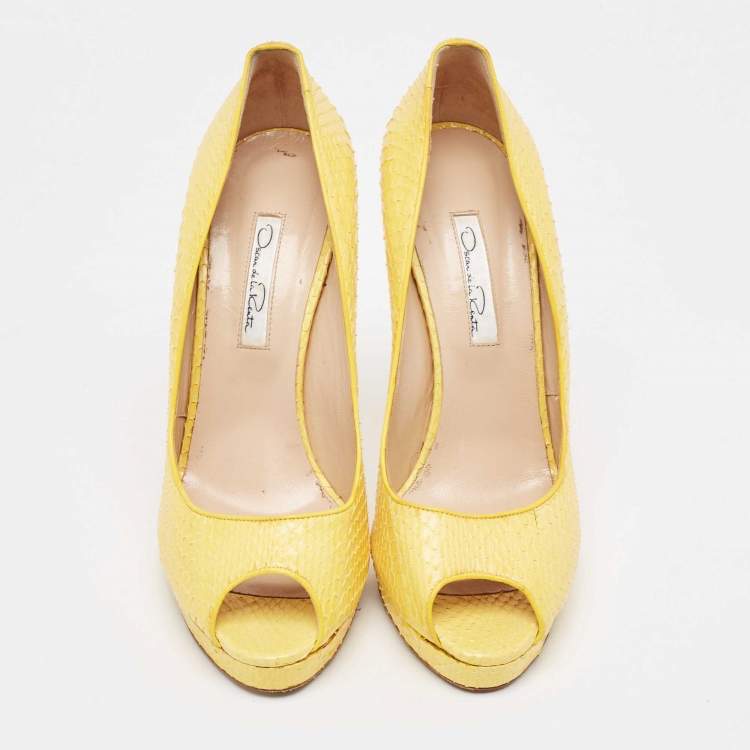 Pre Owned Oscar de la Renta Yellow Python Leather Peep Toe Platform Pumps Size 40.5