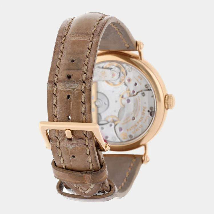 Pre Owned Patek Philippe Calatrava 7200R-001 Automatic 18K Rose Gold Women's Wristwatch 35 mm