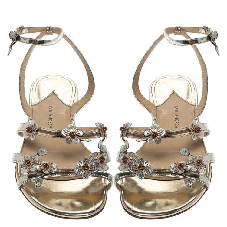 Pre Owned Paul Andrew Metallic Silver Leather Floral Embellished Flat Ankle Strap Sandals Size 40