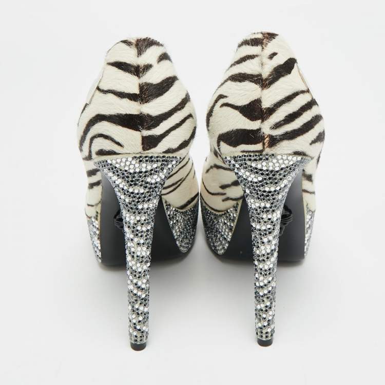 Pre Owned Philipp Plein Size 36 White/Black Animal Print Calf Hair Crystal Embellished Platform Peep Toe Pumps