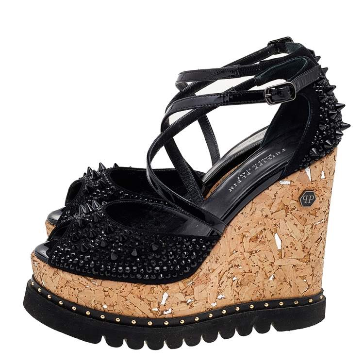 Pre Owned Philipp Plein Black Suede And Patent Leather Spiked Crystal Embellished Cork Platform Wedge Sandals Size 38.5