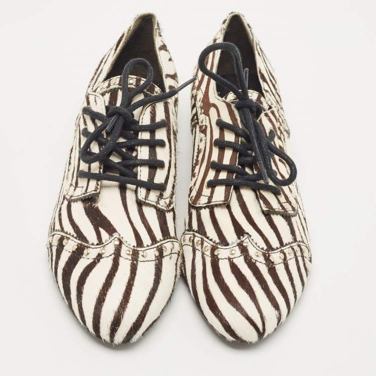 Pre Owned Pierre Balmain Brown/White Zebra Print Calf Hair Studded Lace Up Derby Size 38