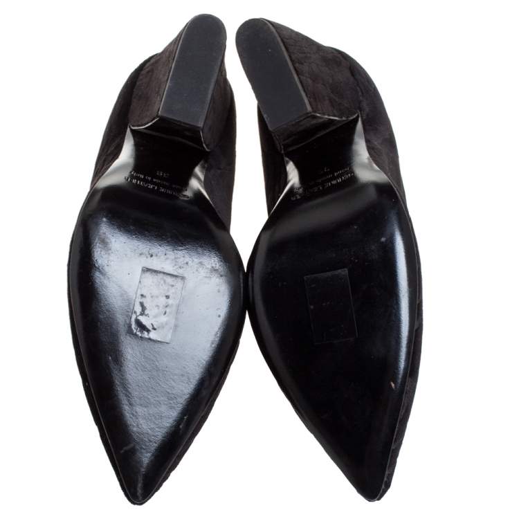 Pre Owned Pierre Hardy Black Textured Velvet V Neck Block Heel Pumps Size 39