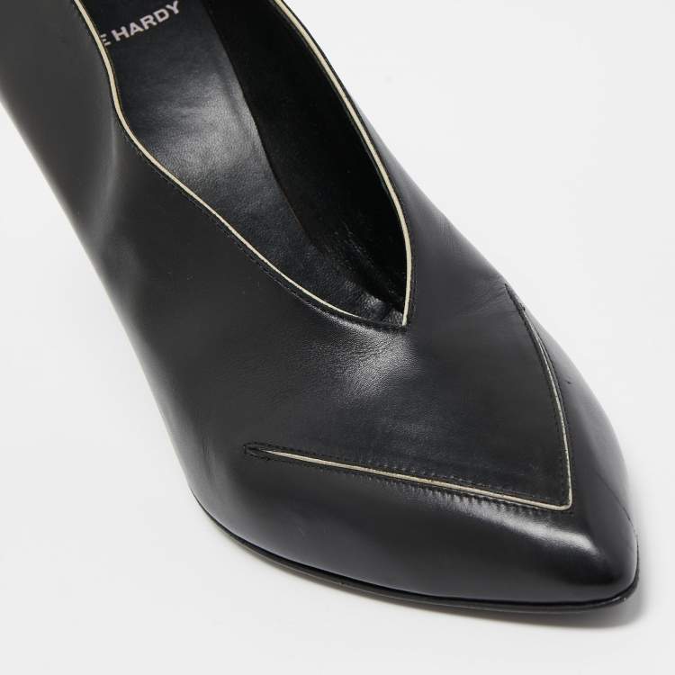Pre Owned Pierre Hardy Black Leather V Neck Pointed Toe Pumps Size 38