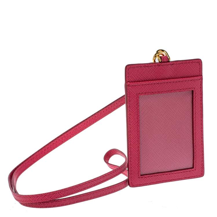 مملوكة مسبقًا Prada Fuchsia Saffiano Leather ID Badge Holder