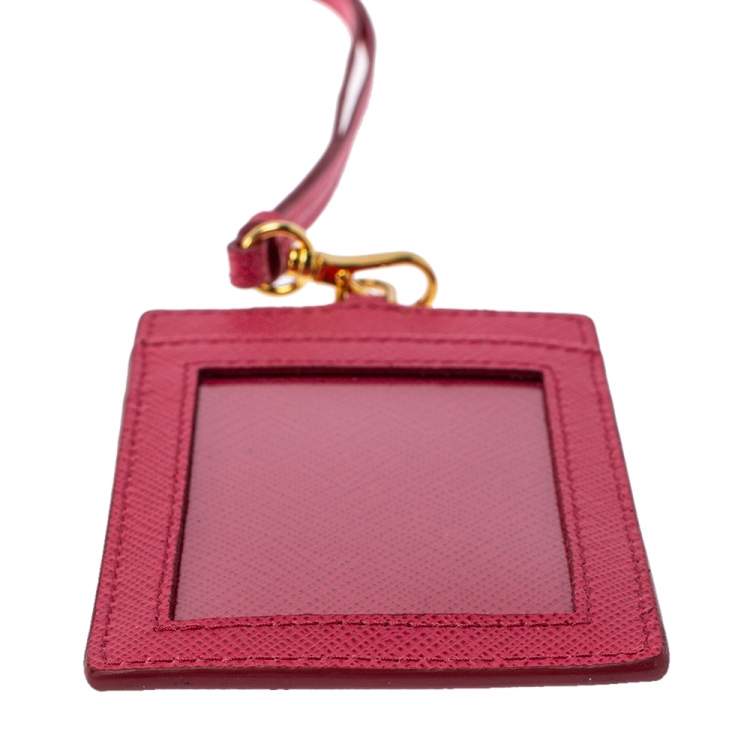 مملوكة مسبقًا Prada Fuchsia Saffiano Leather ID Badge Holder