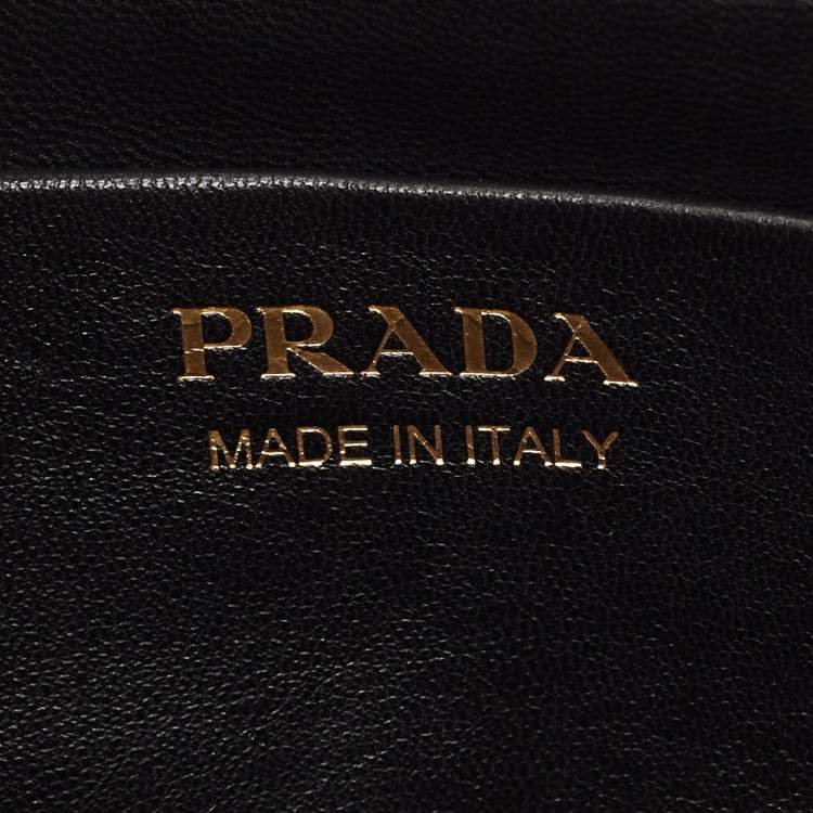 Pre Owned Prada White Leather Arqué Shoulder Bag