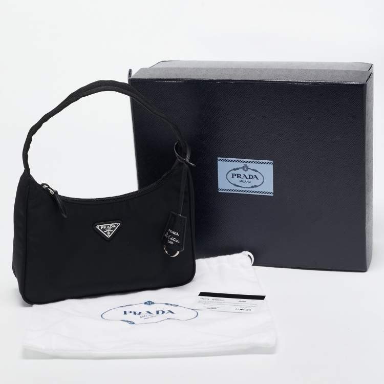 Pre Owned Prada Black Nylon Re-Edition 2000 Baguette Bag