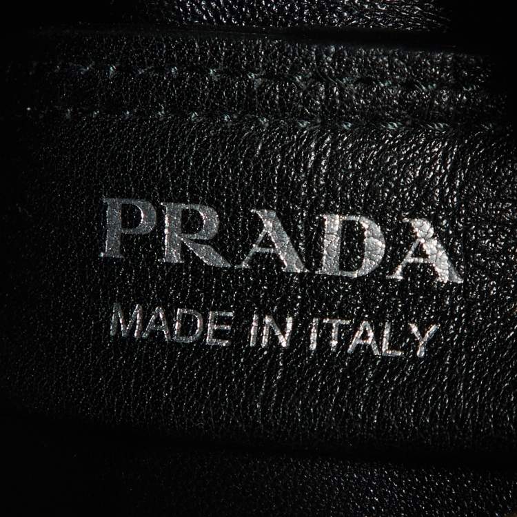 Pre Owned Prada Black Vitello Daino Soft Leather Mini Top Zip Bag