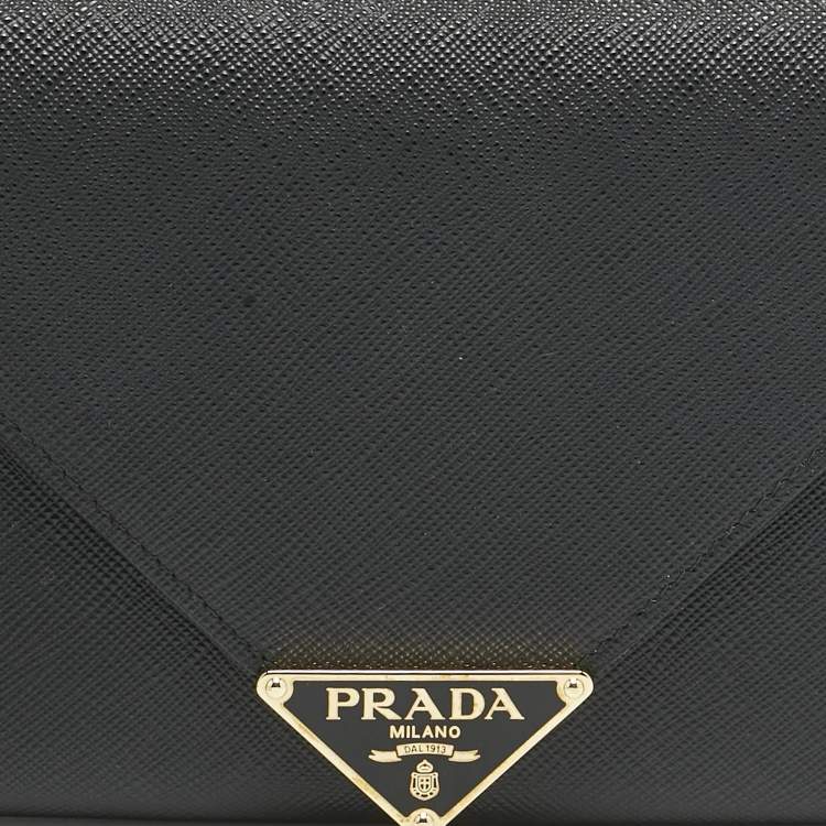 Pre Owned Prada Black Saffiano Triang Leather Envelope Chain Clutch