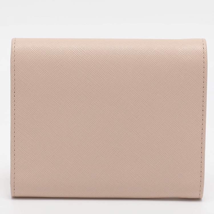 Pre Owned Prada Pink Saffiano Metal Leather Bifold Wallet