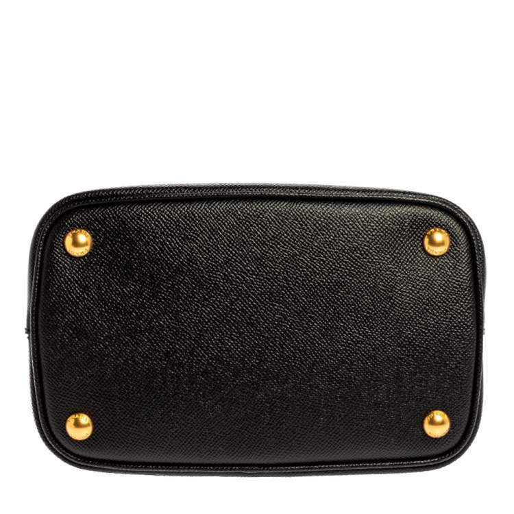 Pre Owned Prada Black Saffiano Leather Medium Panier Top Handle Bag