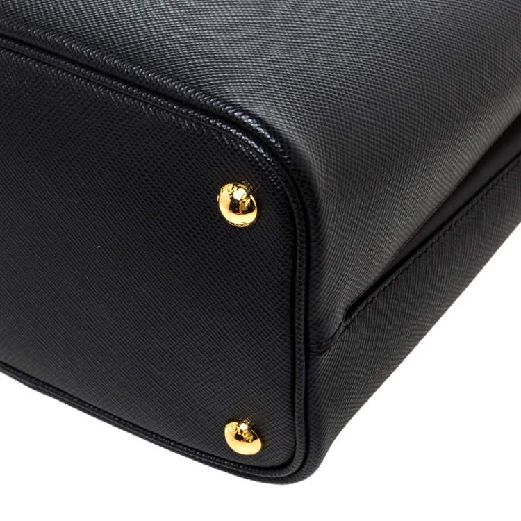 Pre Owned Prada Black Saffiano Leather Medium Panier Top Handle Bag