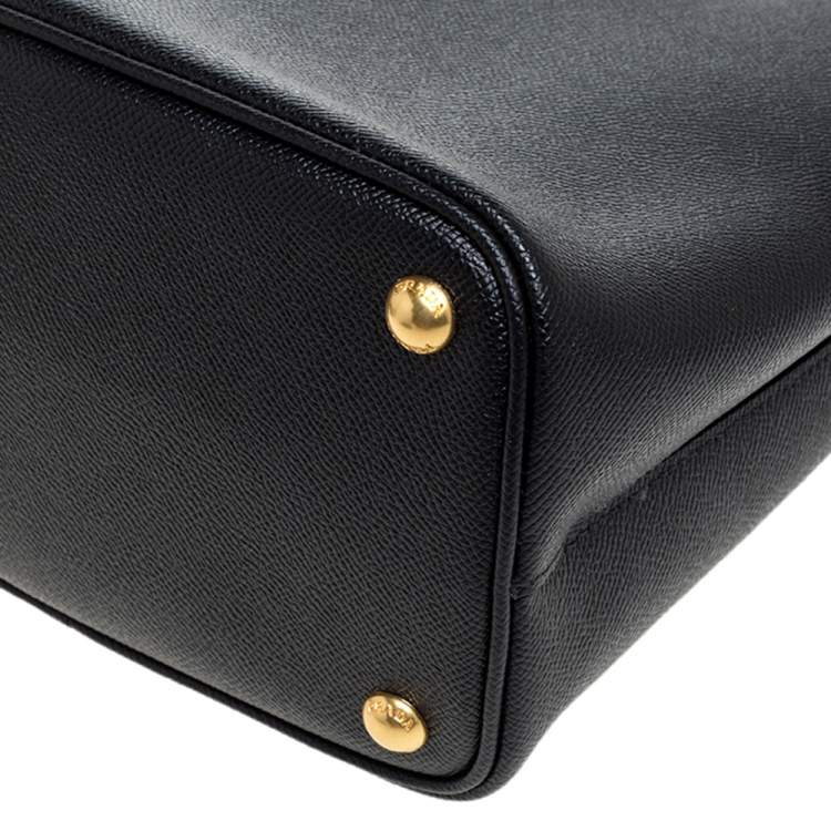 Pre Owned Prada Black Leather Medium Panier Top Handle Bag