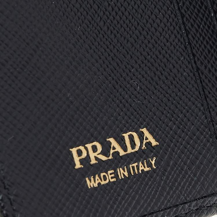 Pre Owned Prada Black Saffiano Leather Bifold Wallet