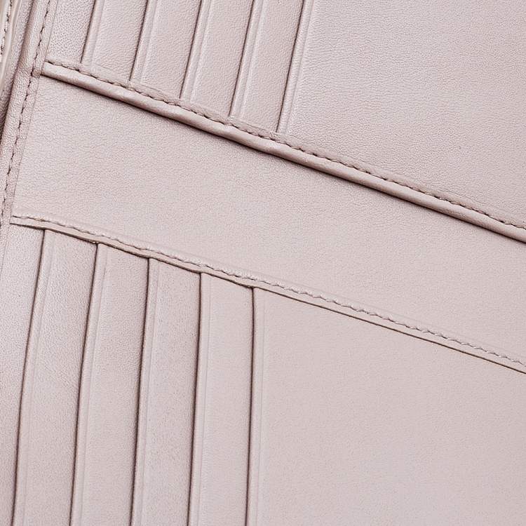 Pre Owned Prada Beige Leather Card Case