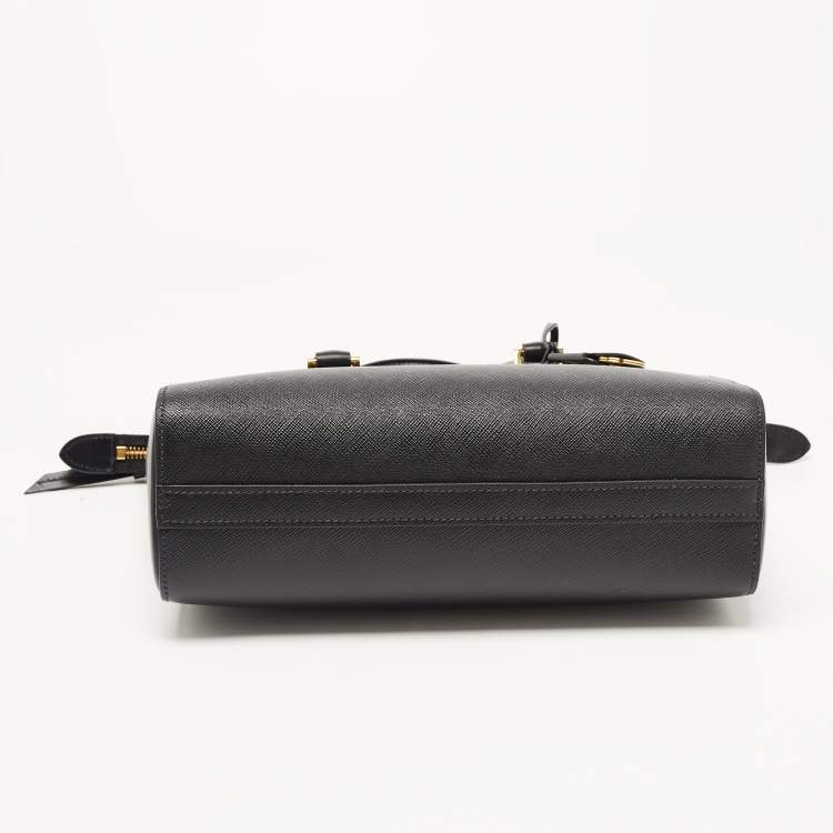 Pre Owned Prada Black Saffiano Lux Leather Galleria Zip Tote