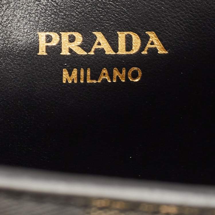Pre Owned Prada Black Saffiano Lux Leather Galleria Zip Tote