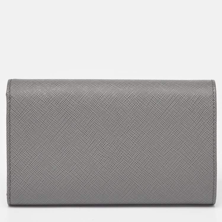 Pre Owned Prada Grey Saffiano Leather Trifold Wallet
