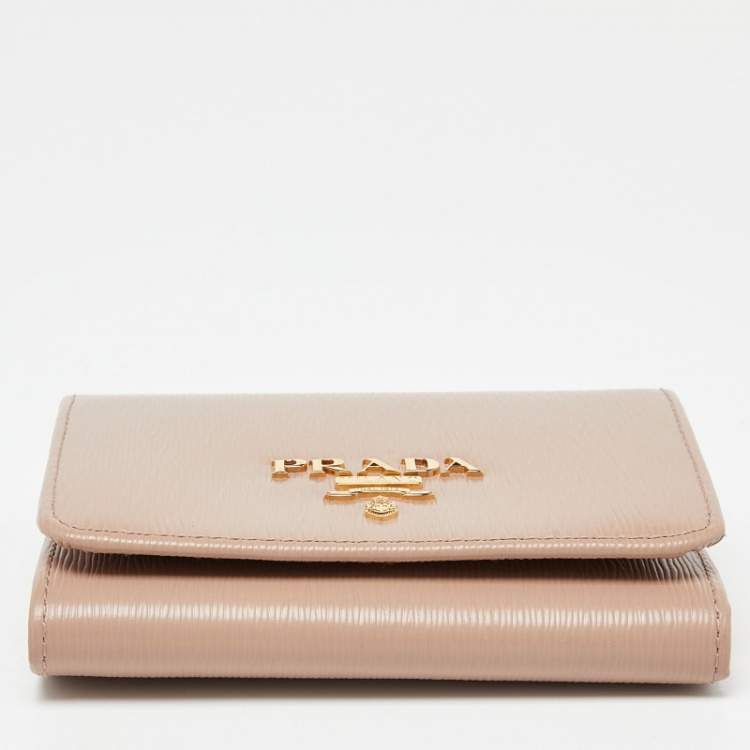 Pre Owned Prada Beige Vitello Metal Leather Logo Trifold Wallet