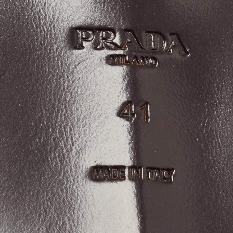 Pre Owned Prada Black Leather Slide Sandals Size 41