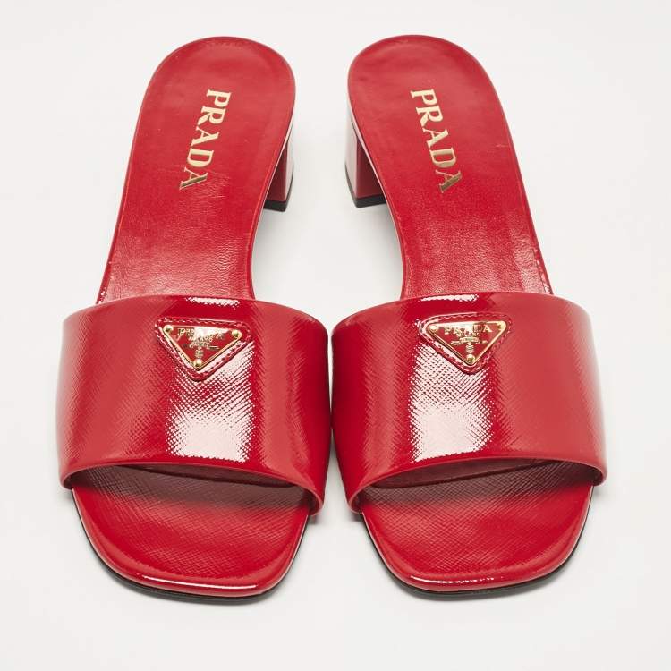 Pre Owned Prada Red Saffiano Patent Leather Block Heel Slide Sandals Size 39