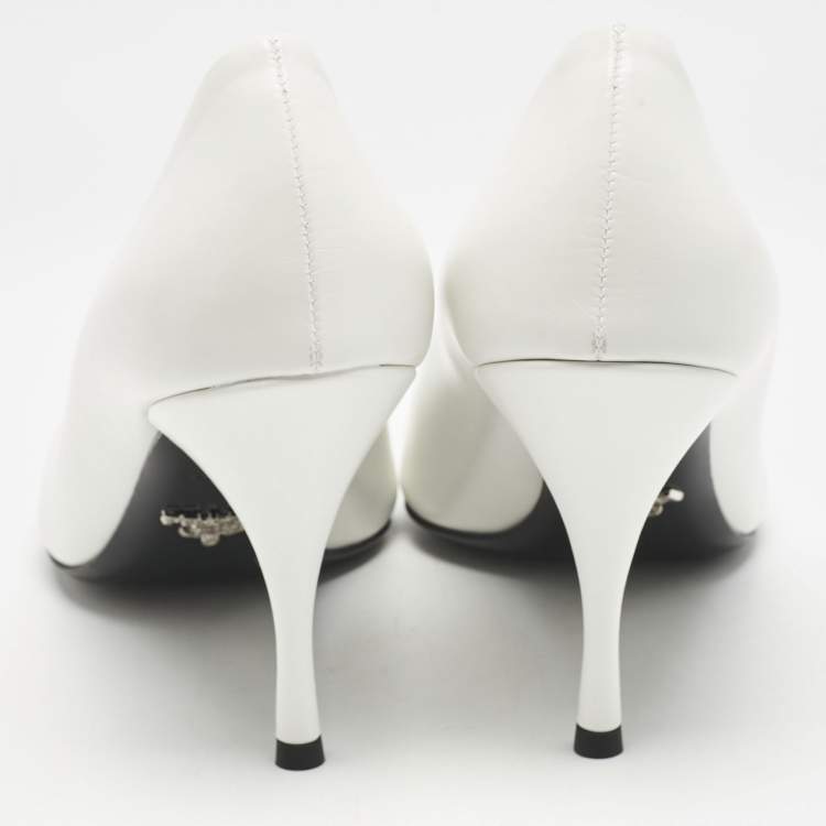 Pre Owned Prada White Leather Pointed Toe Pumps Size 40