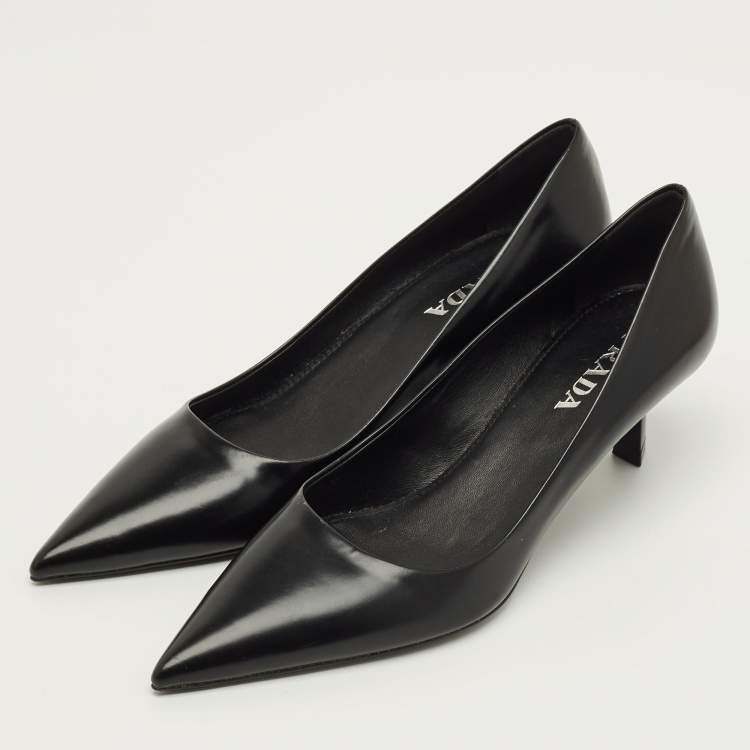 Pre Owned Prada Size 36.5 Black Leather Pointed Toe Pumps