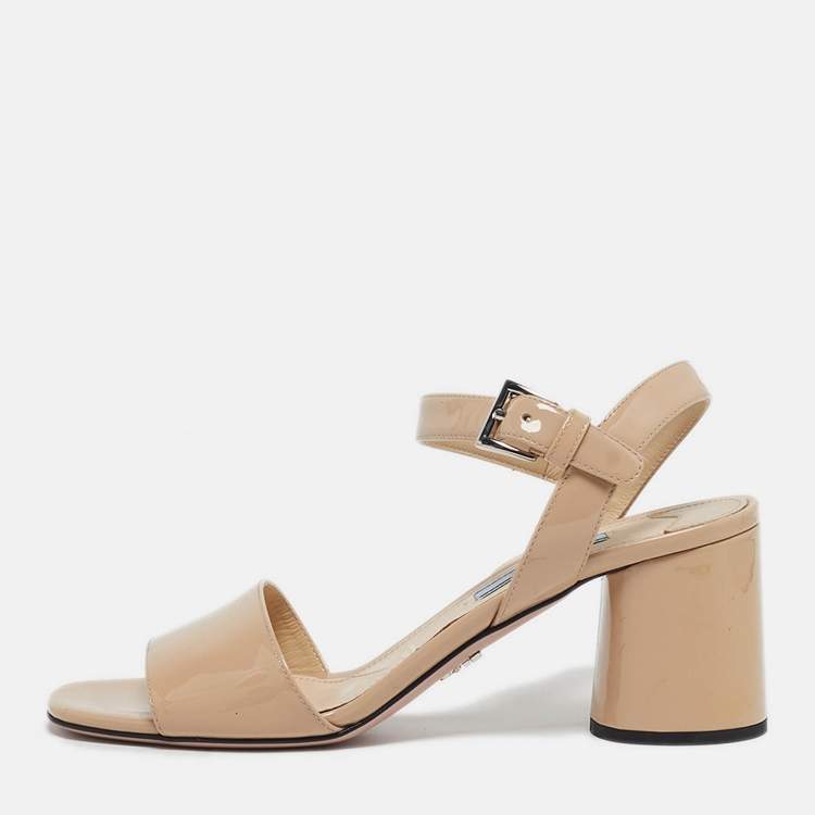 Pre Owned Prada Size 36 Beige Patent Leather Block Heel Ankle Strap Sandals